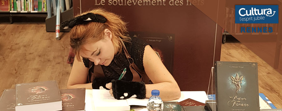 Dédicace au Cultura de Rennes, octobre 2018